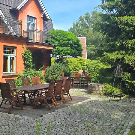 Am Wasserturm Fuer 6 Erwachsene Und 9 Graal-Mueritz