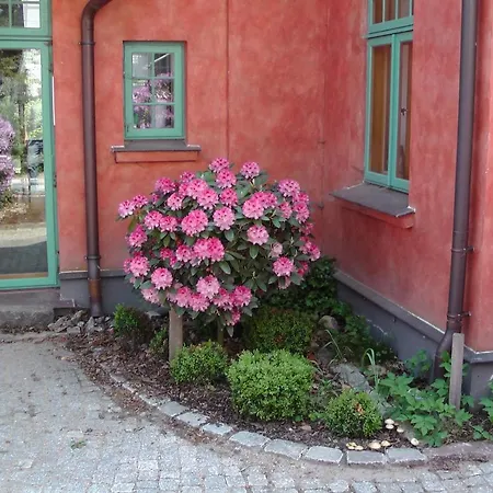 Am Wasserturm Fuer 6 Erwachsene Und 9 Casa de Férias *
