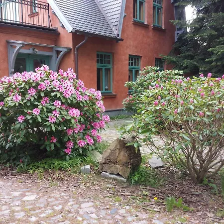 Casa de Férias Am Wasserturm Fuer 6 Erwachsene Und 9