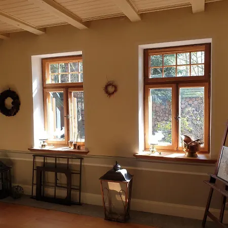 Am Wasserturm Fuer 6 Erwachsene Und 9 Casa de Férias *