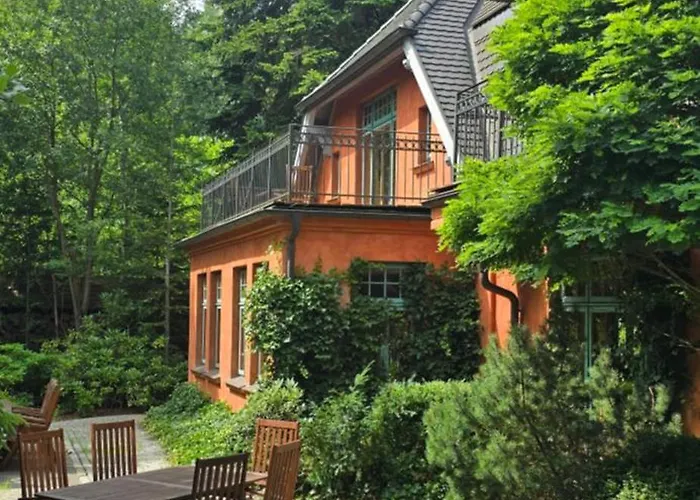 Am Wasserturm Für 6 Erwachsene Und 9 * Graal-Mueritz