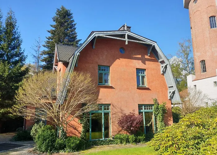 Am Wasserturm Für 6 Erwachsene Und 9 *